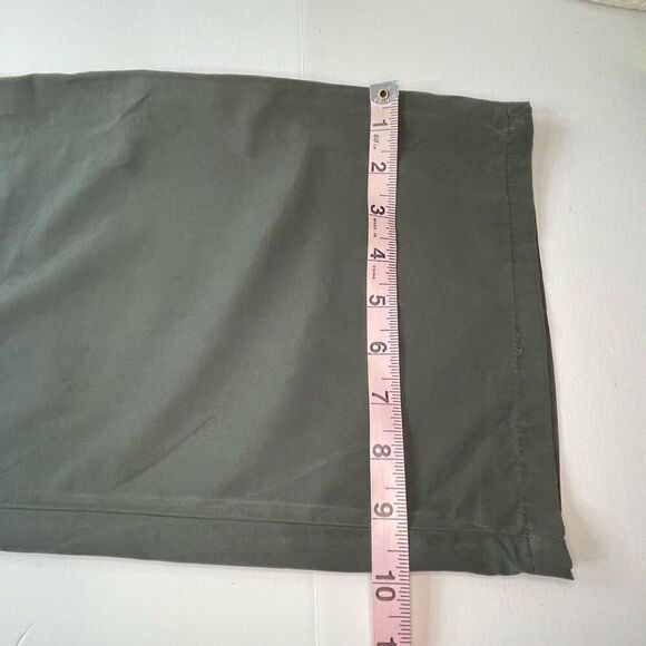 Good American Woven Track Pants - Picture 14 of 15